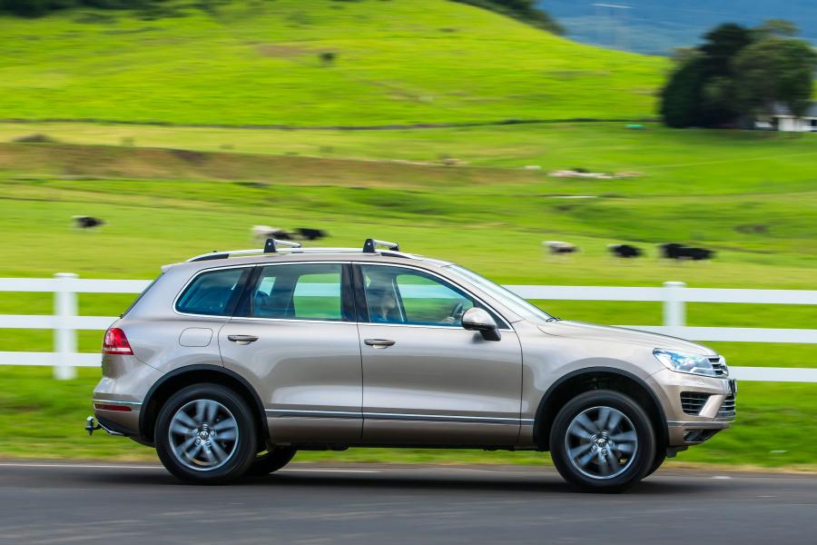 Volkswagen Touareg V6 TDI Adventure 2017 года  (AU) (фото 10 из 33)